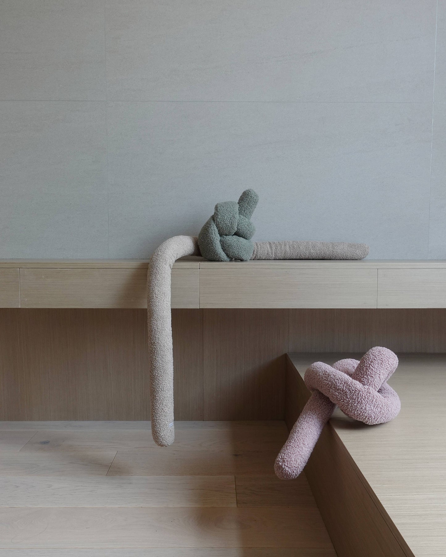 Lambwolf Collective O NOU Oversized Snuffle toy: Oat